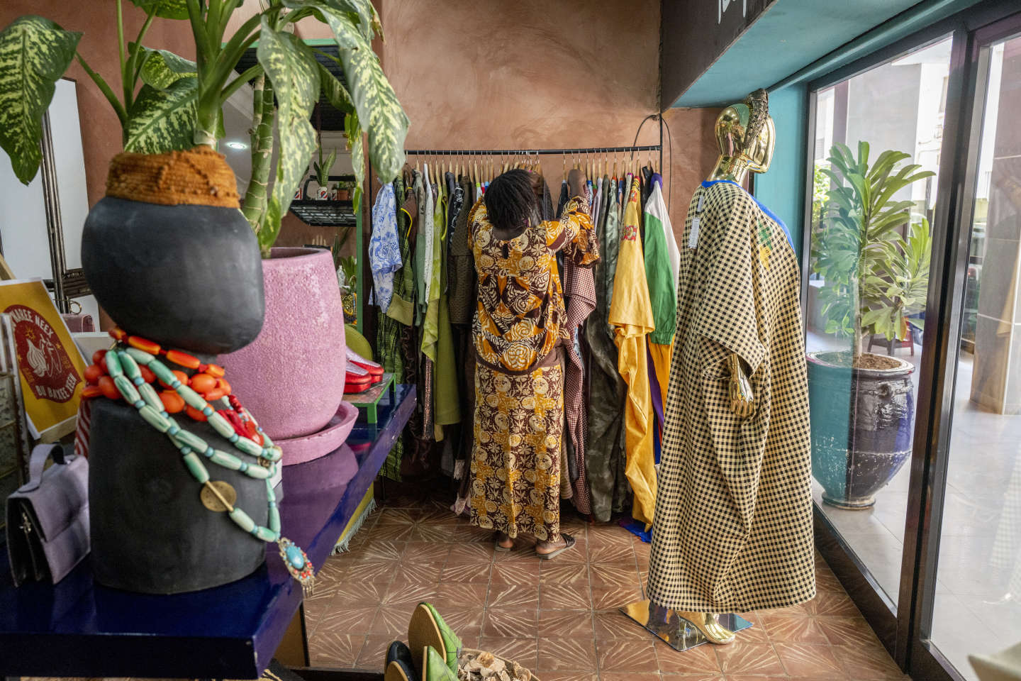 Fashion in Dakar, a passion in the midst of a revolution